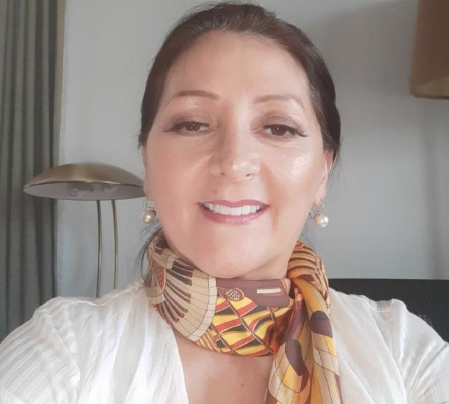 Ana - Expat/ish team member